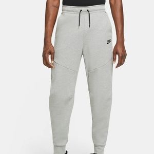 NIKE TECH FLEECE JOGGERS PANTS MEDIUM